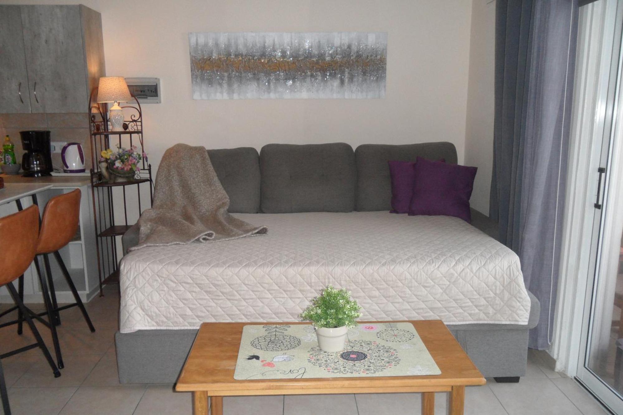 Family And Friends Flat Close To The Sea, Free Internet Айя Напа Екстериор снимка